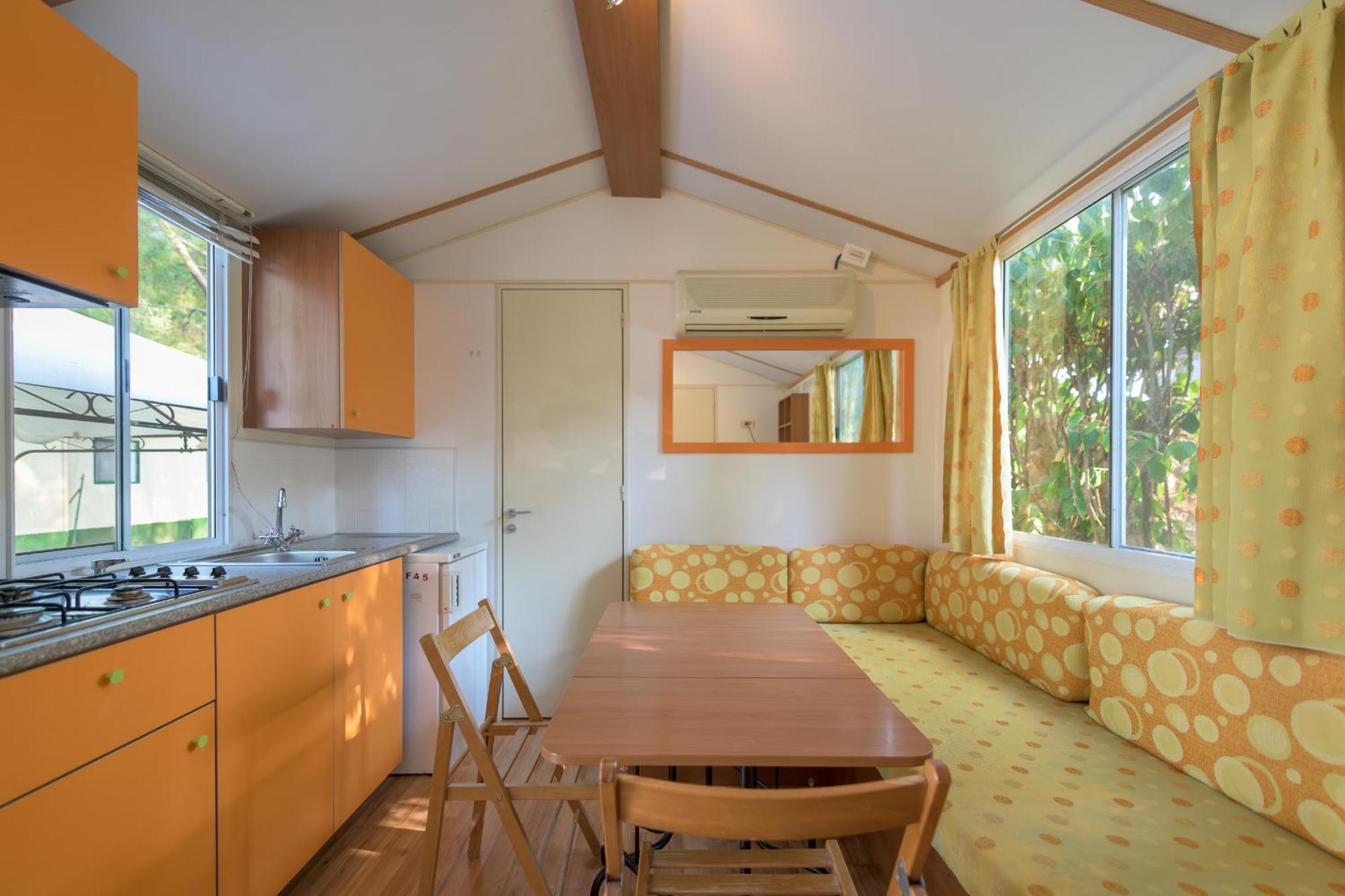Camping Park Garda Limone sul Garda Habitación foto